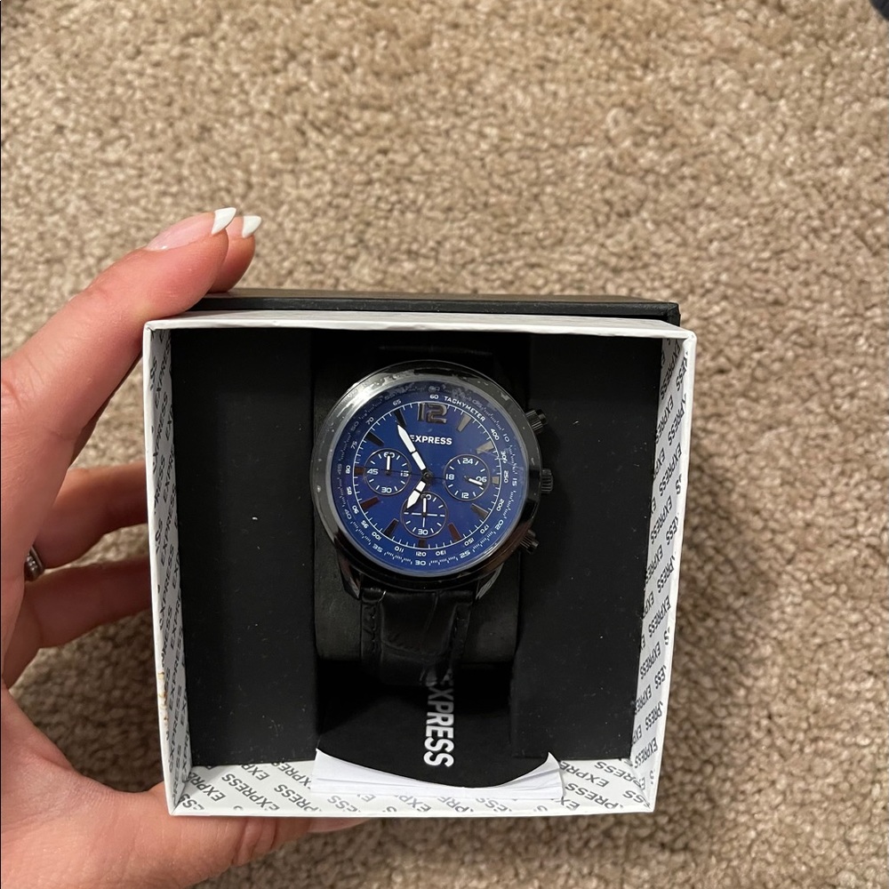 New Express watch! - Picture 5 of 7